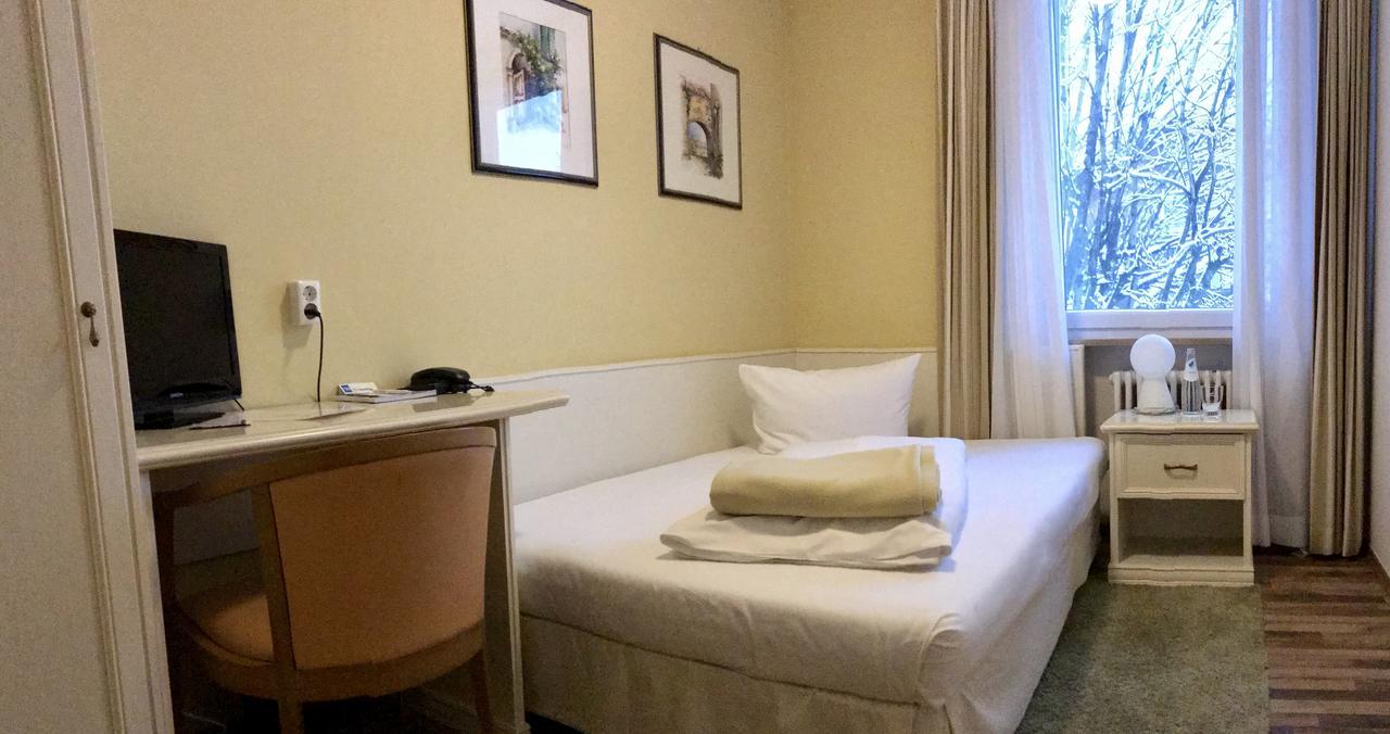 Hotel Schlee Hohenschaftlarn Экстерьер фото